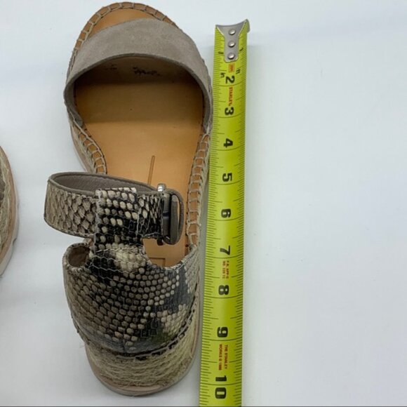 MAXSOLD Dolce Vita Women's Dolce Vita, Larita Sandal - Picture 13 of 13